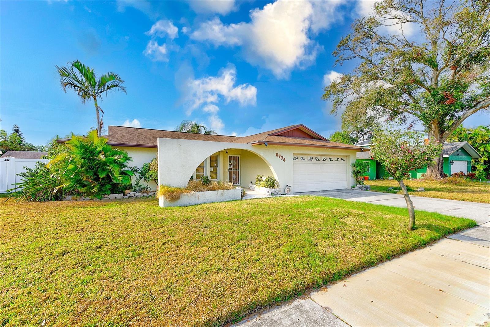 Property Photo: 6774 Sandwater Trail N FL 33781