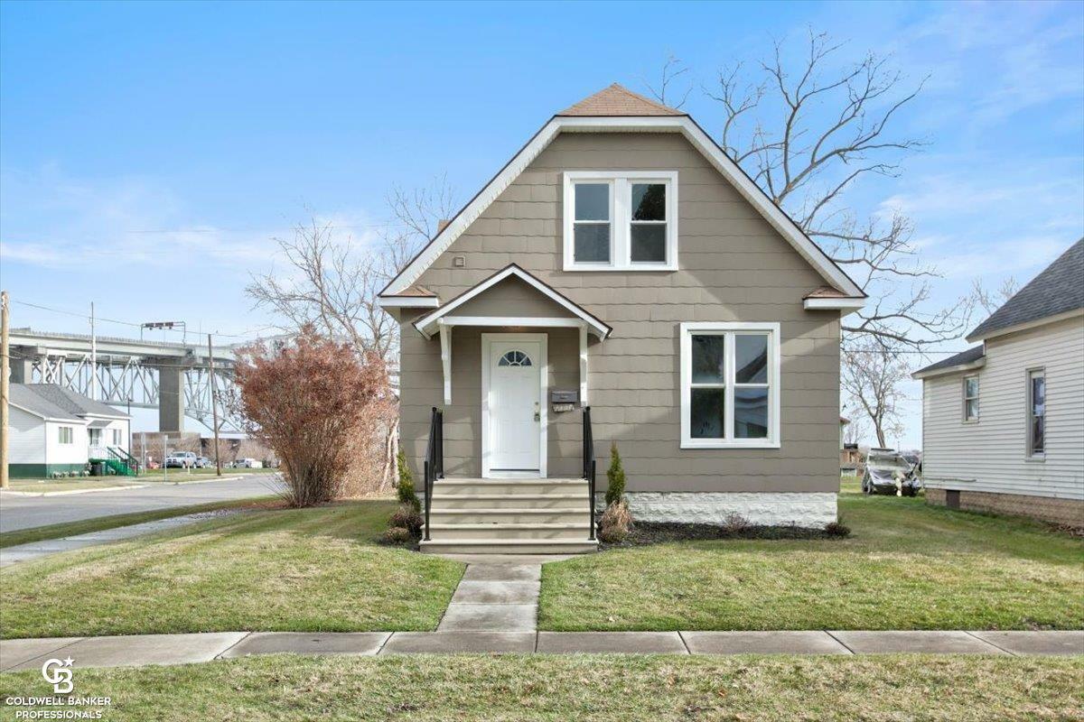 Property Photo:  2134 Willow Street  MI 48060 