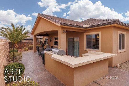 Property Photo: 611 Coventry NV 89027