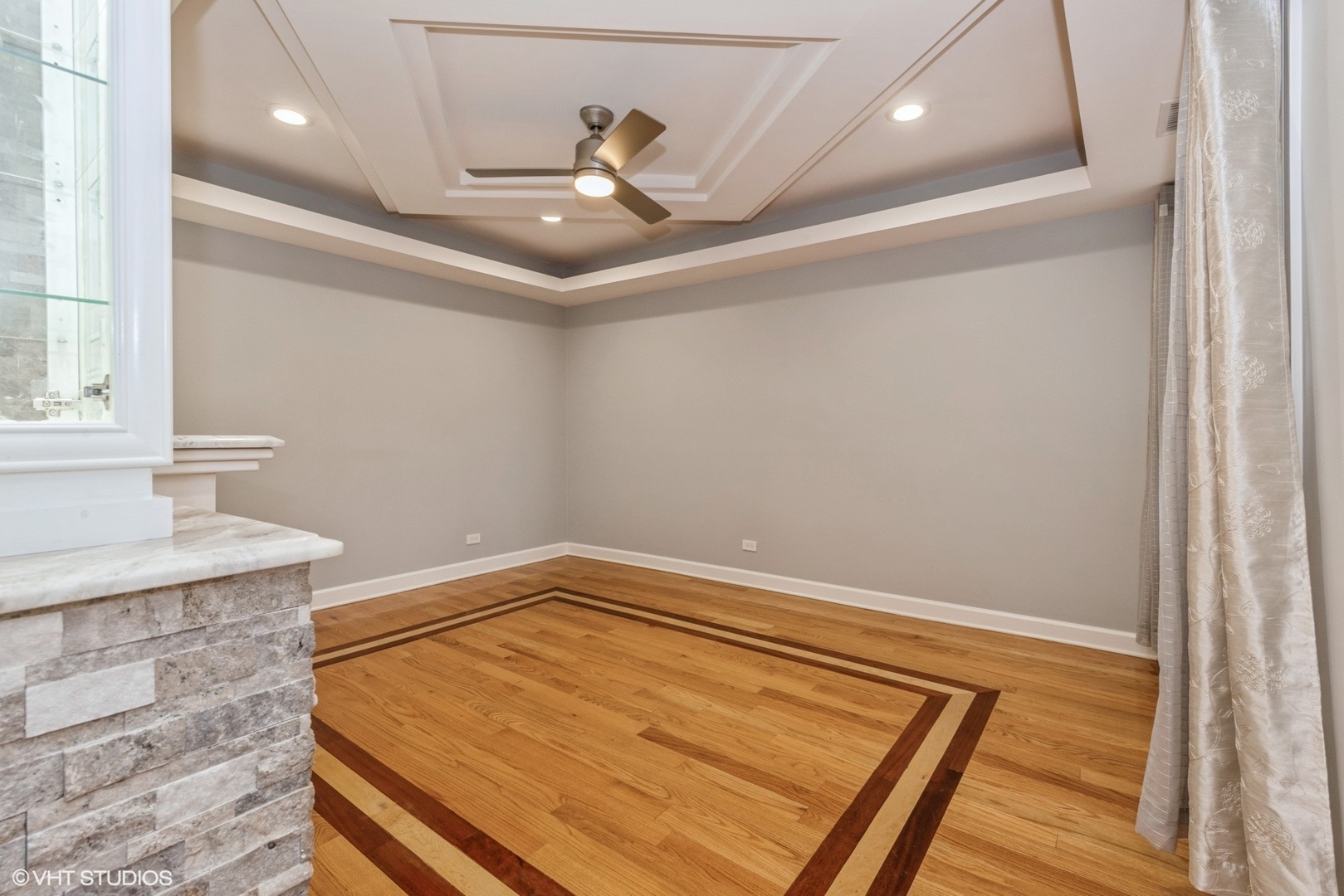 Property Photo:  6414 N Albany Avenue 1E  IL 60645 