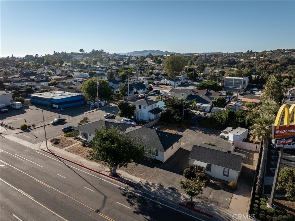 Property Photo:  414 E Grand Avenue  CA 93420 