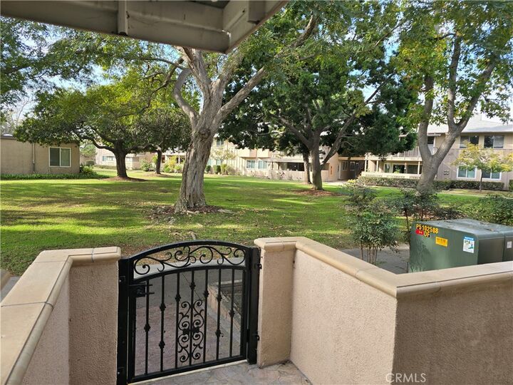 Property Photo: 13338 Del Monte Dr. 3F CA 90740