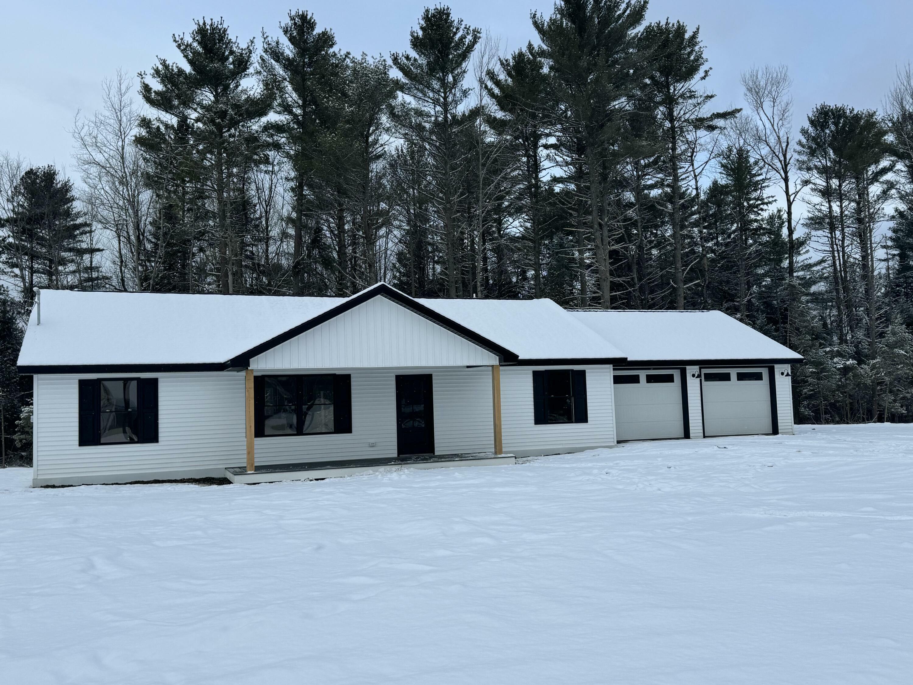 Property Photo: 11 Bartlett Cove ME 04474