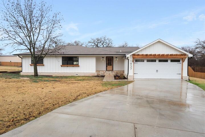 Photo de la propriété:  1937 N Dale Avenue  TX 76401 