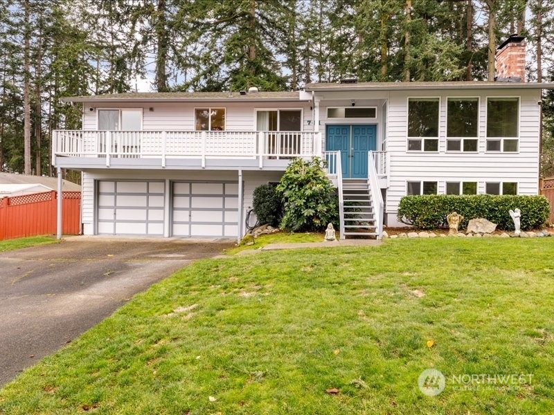 Property Photo:  741 SW 10th Court  WA 98277 