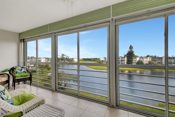 4020 Guildford B  Boca Raton FL 33434 photo
