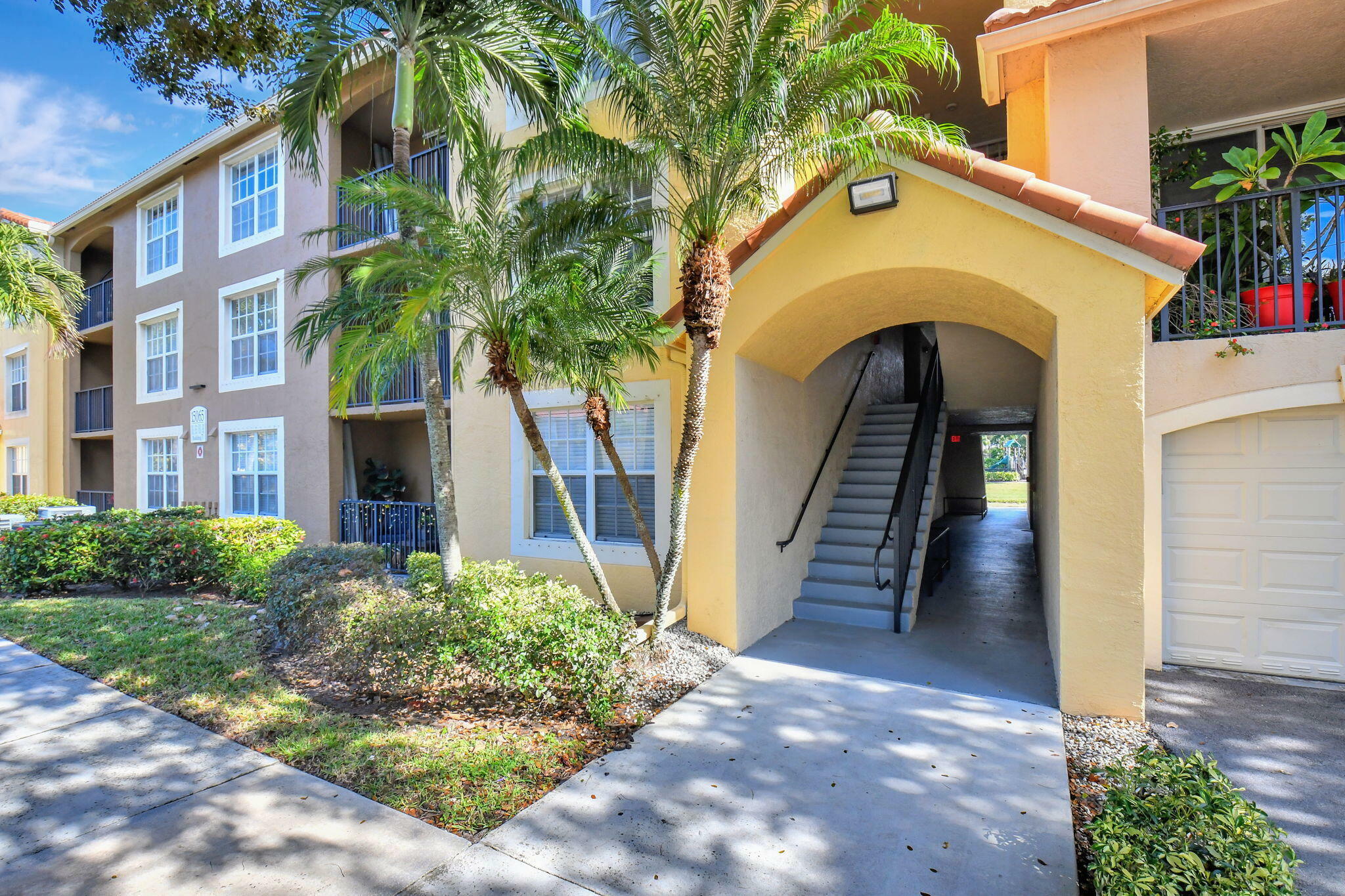 Property Photo:  15065 Michelangelo Boulevard 306  FL 33446 