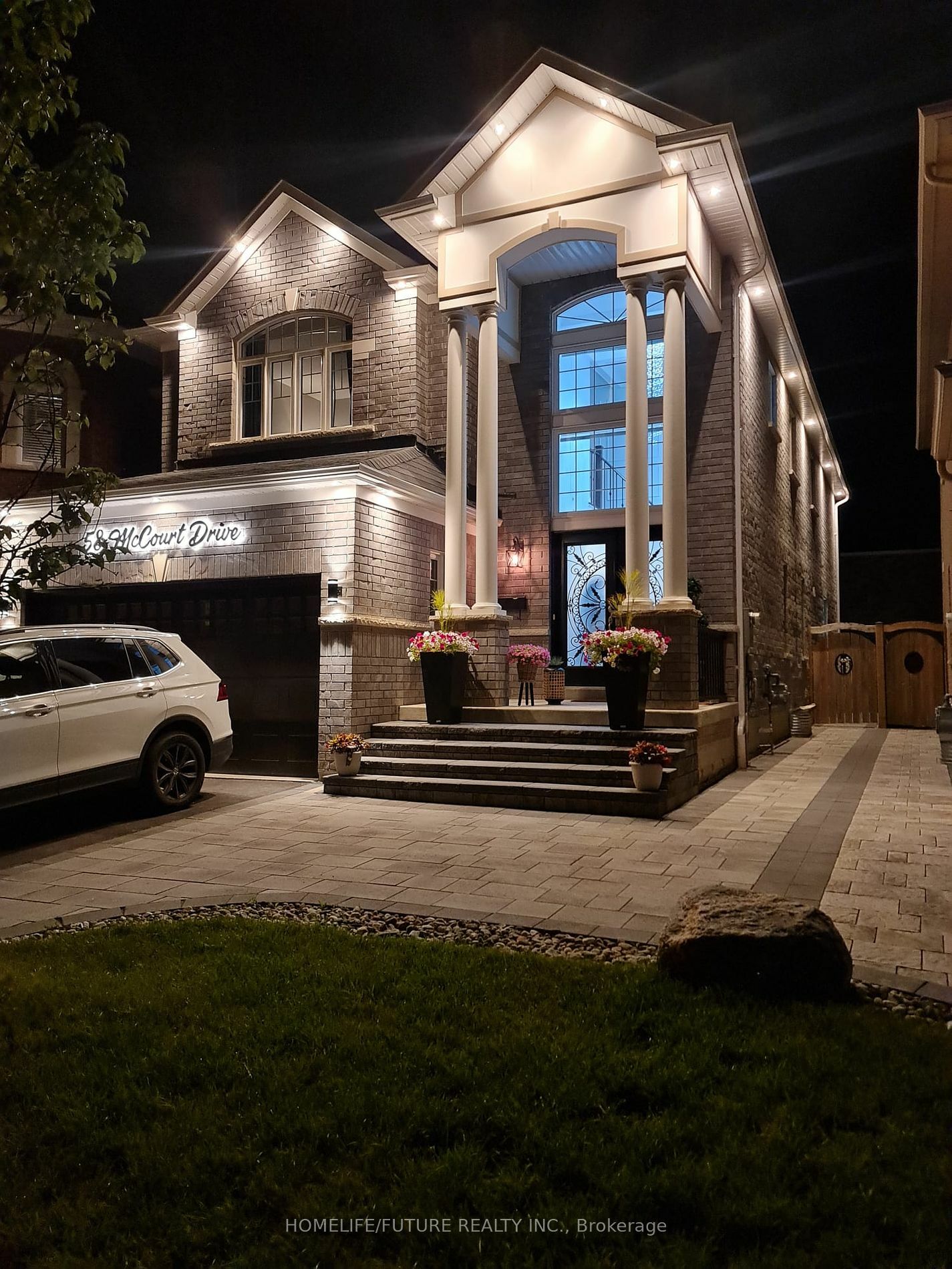 Property Photo:  58 McCourt Dr  ON L1Z 0P1 