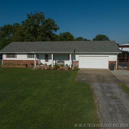 Property Photo:  4100 N Wood Drive  OK 74447 