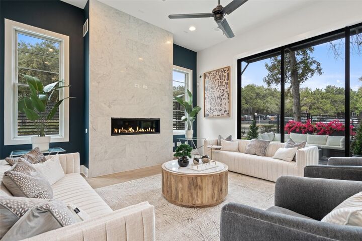Property Photo: 1719 Spyglass Drive 1 TX 78746