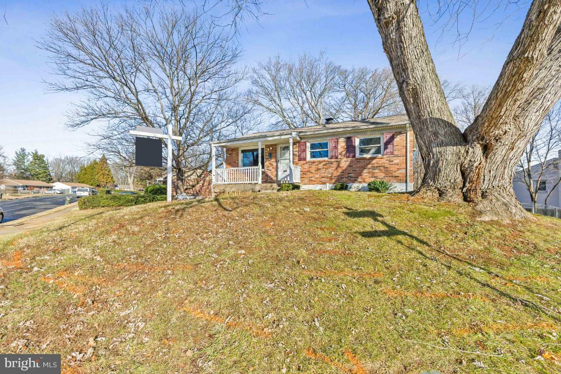 Property Photo:  14317 Fairview Lane  VA 22193 