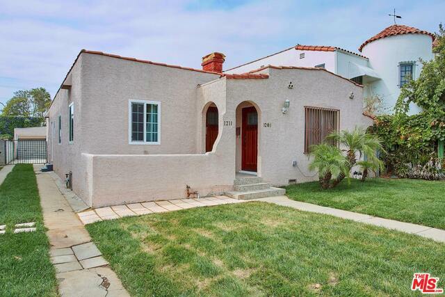 Property Photo:  1209 Keniston Ave  CA 90019 