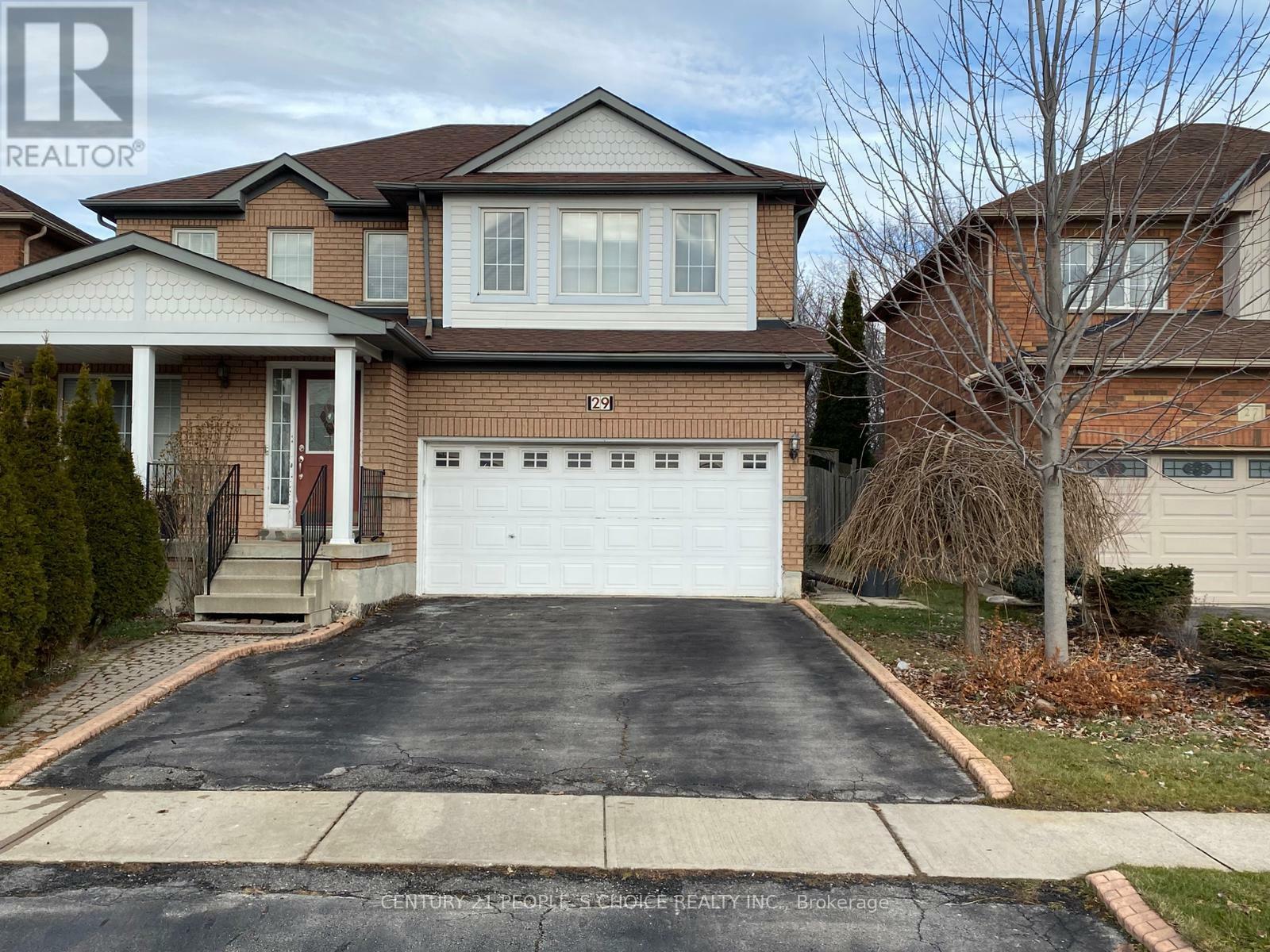 Property Photo: 29 Hollowgrove Boulevard Lower ON L6P 1B1