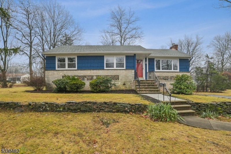 Property Photo:  16 Ralph Rd  NJ 07052 