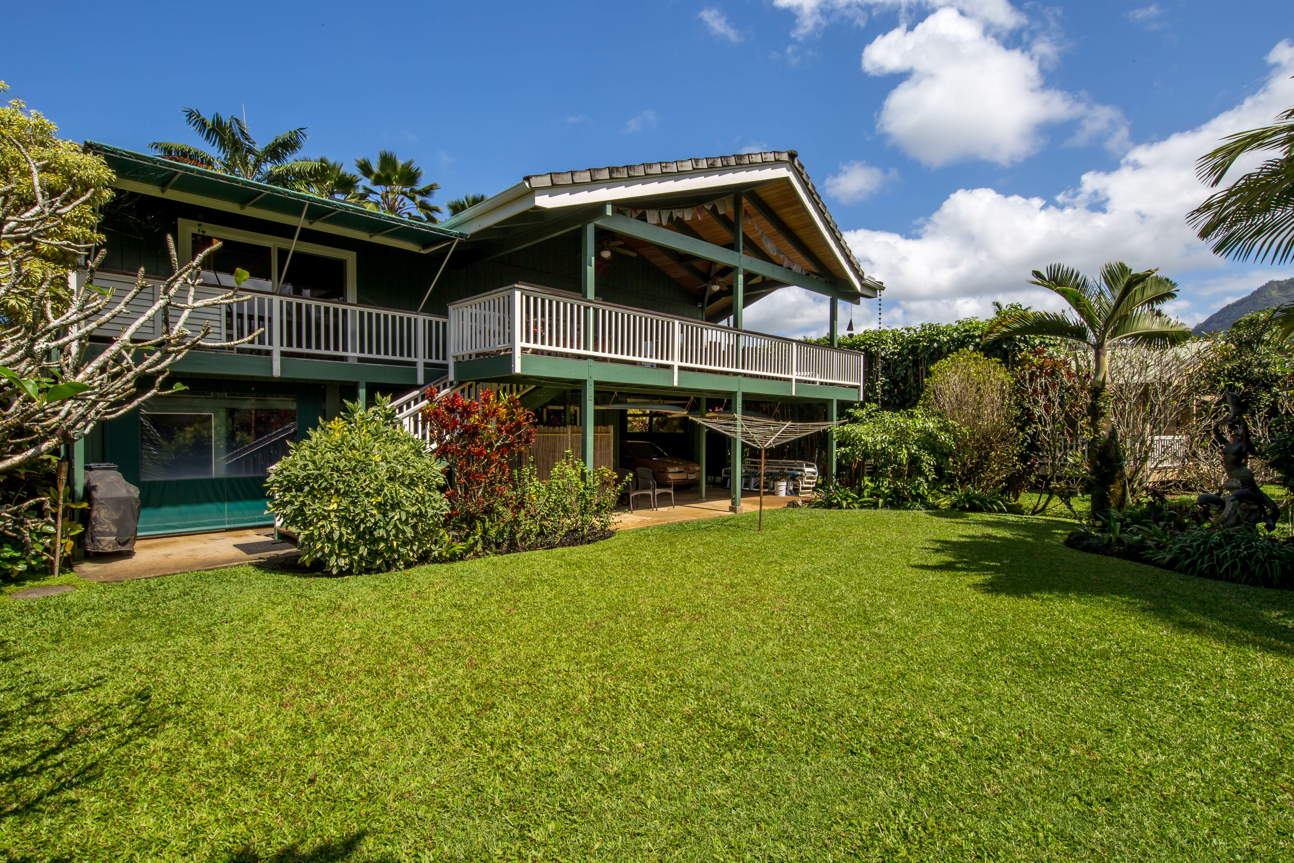 Property Photo:  4446 Aku Rd  HI 96714 