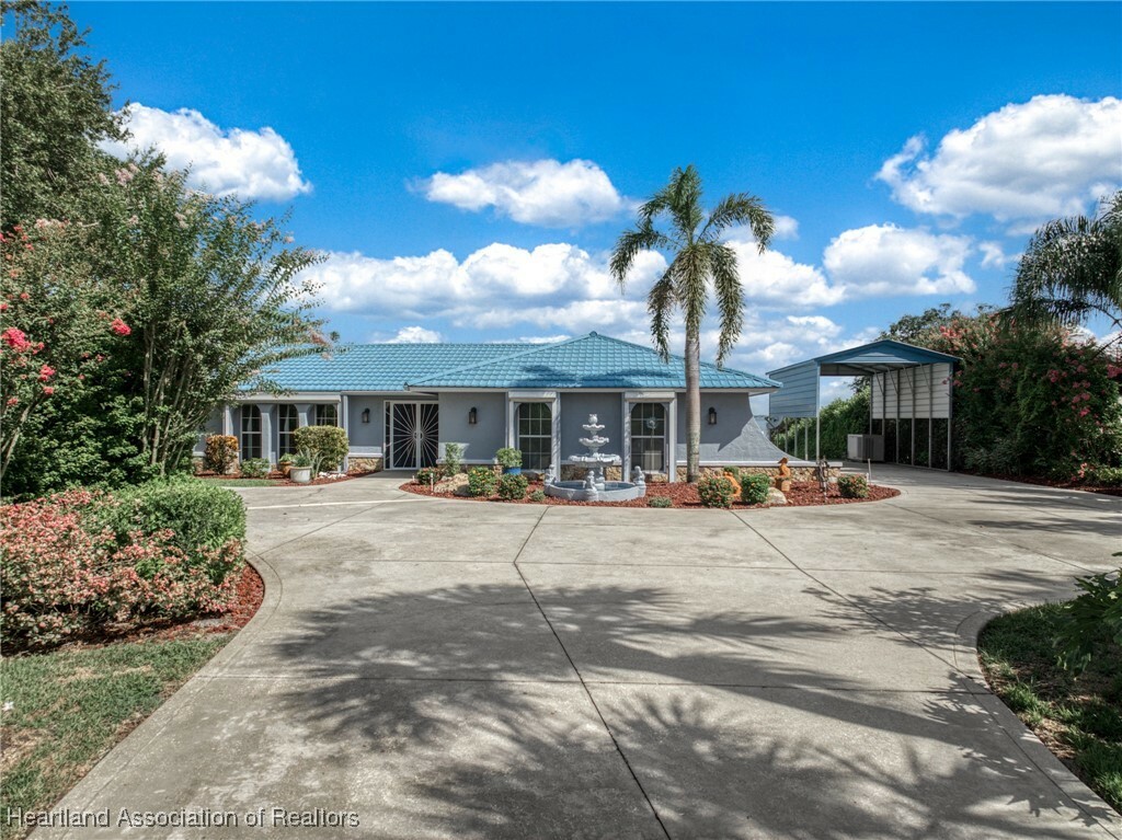 Property Photo:  251 Catfish Creek Road  FL 33852 