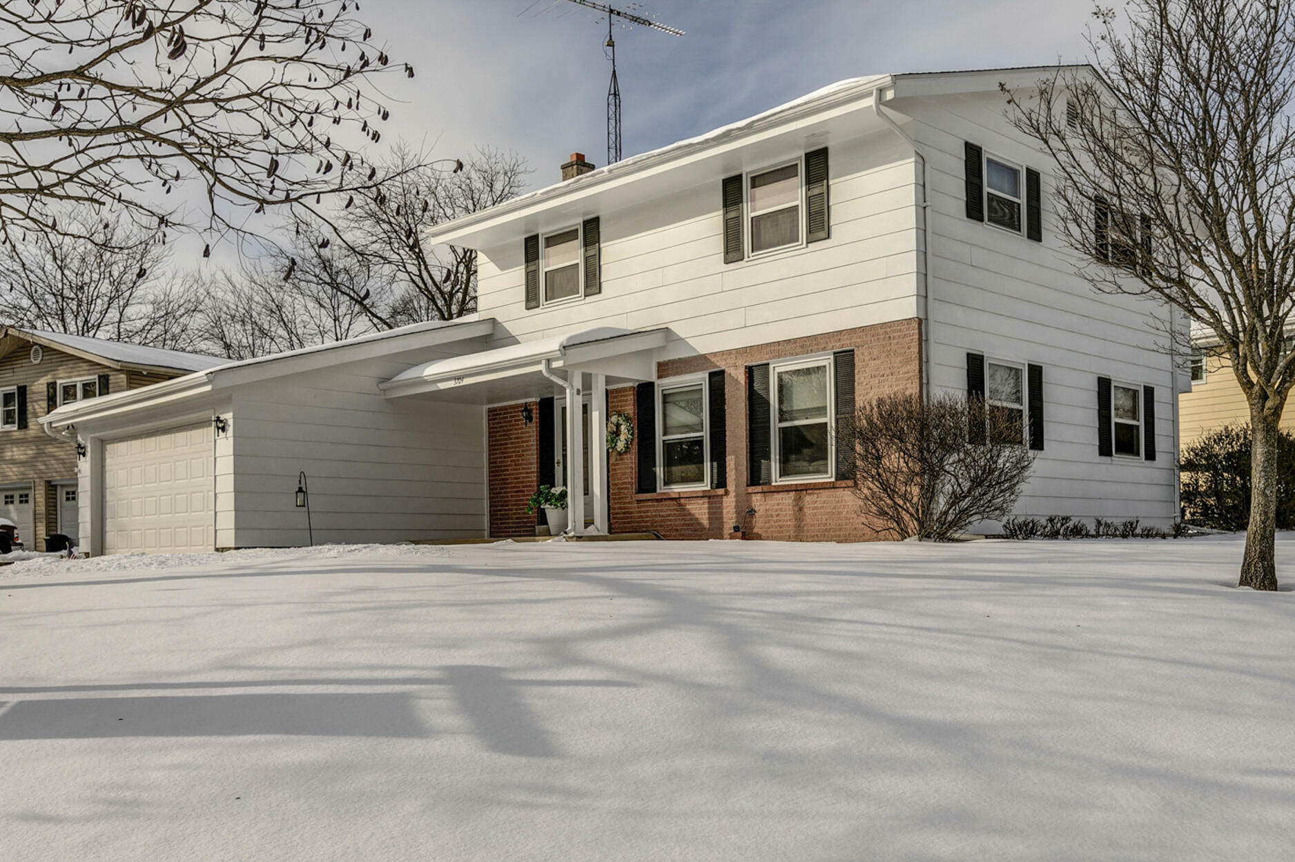 Property Photo:  3704 Ravine Dr  WI 53405 