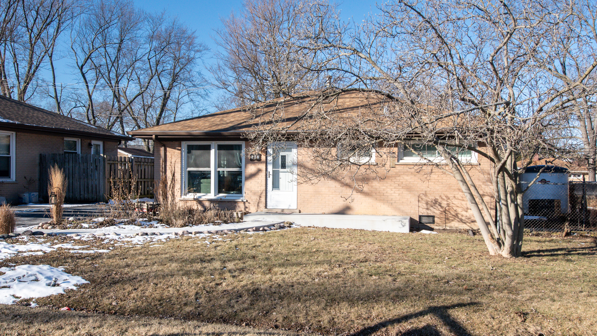 Property Photo:  1S228 Michigan Avenue  IL 60148 