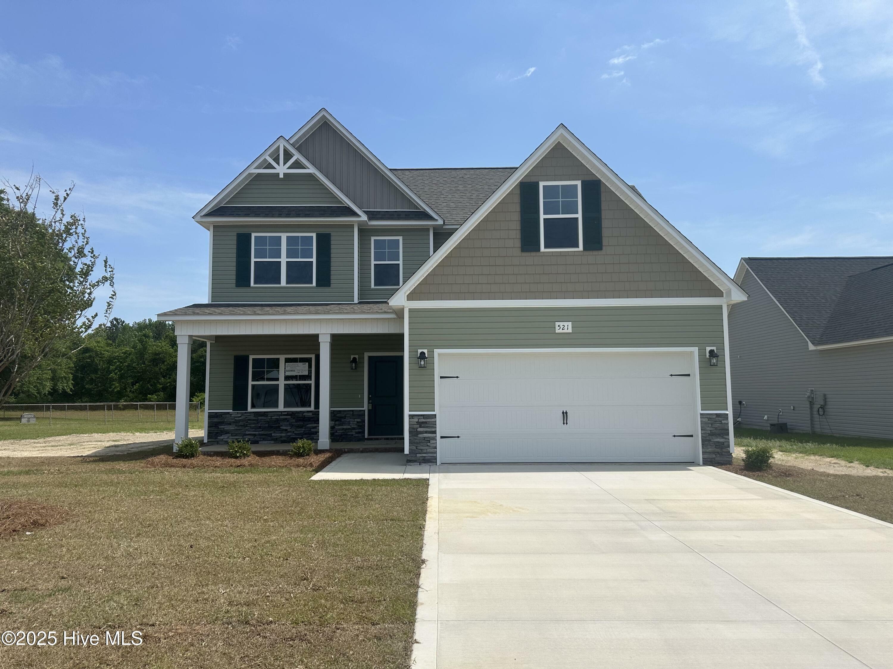 Property Photo: 521 Orchard Creek Drive NC 28574