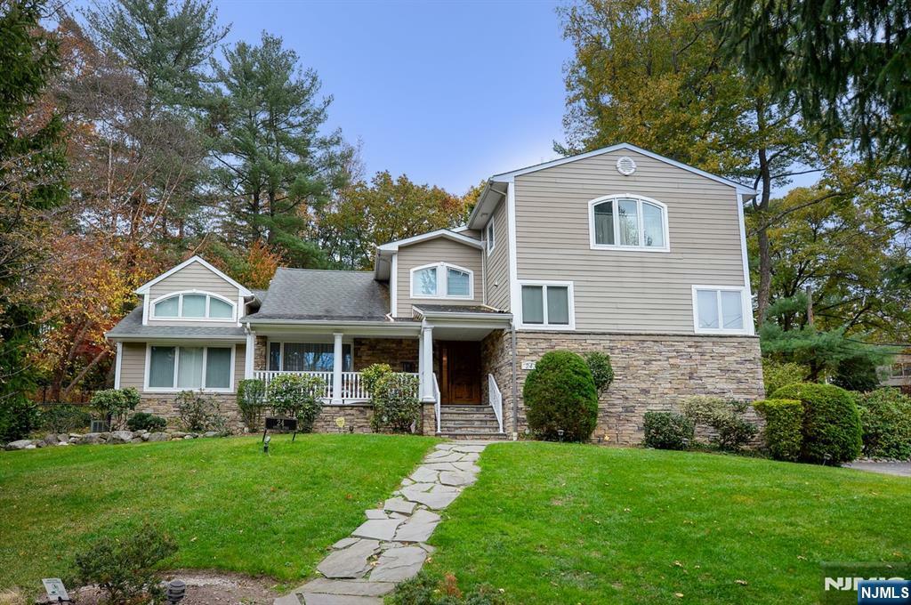 Property Photo:  24 Knoll Road  NJ 07670 