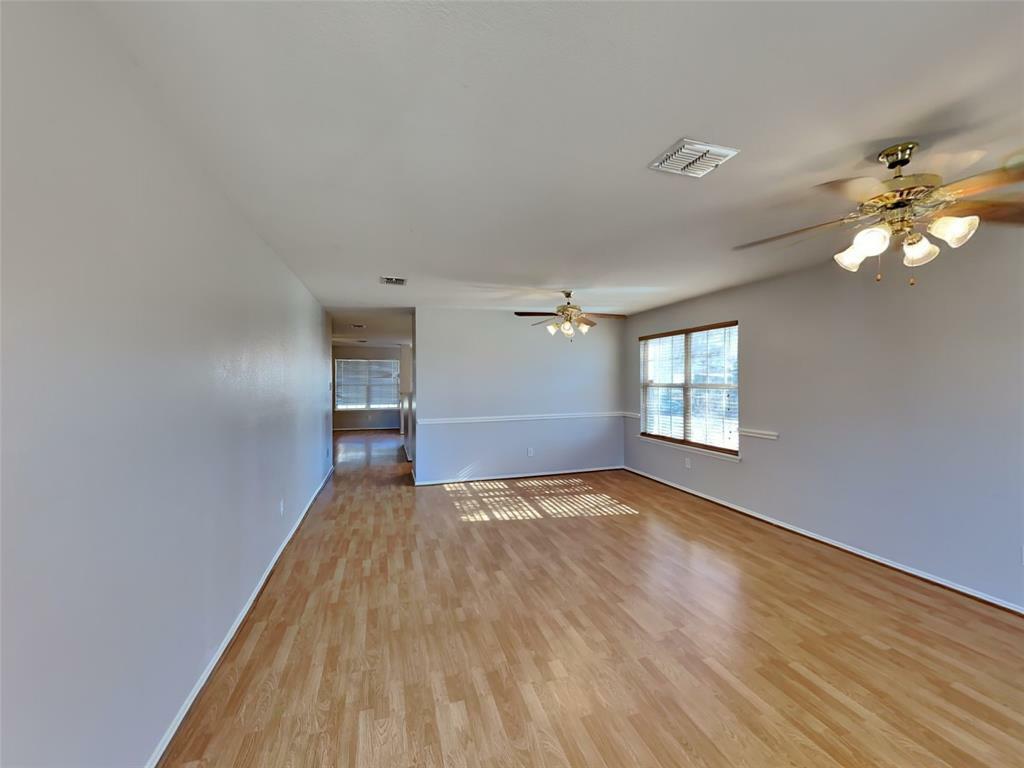 Property Photo:  7007 Lake Jackson Drive  TX 76002 