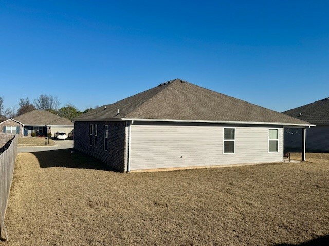 Property Photo:  408 W Pittsfield  AR 72761 