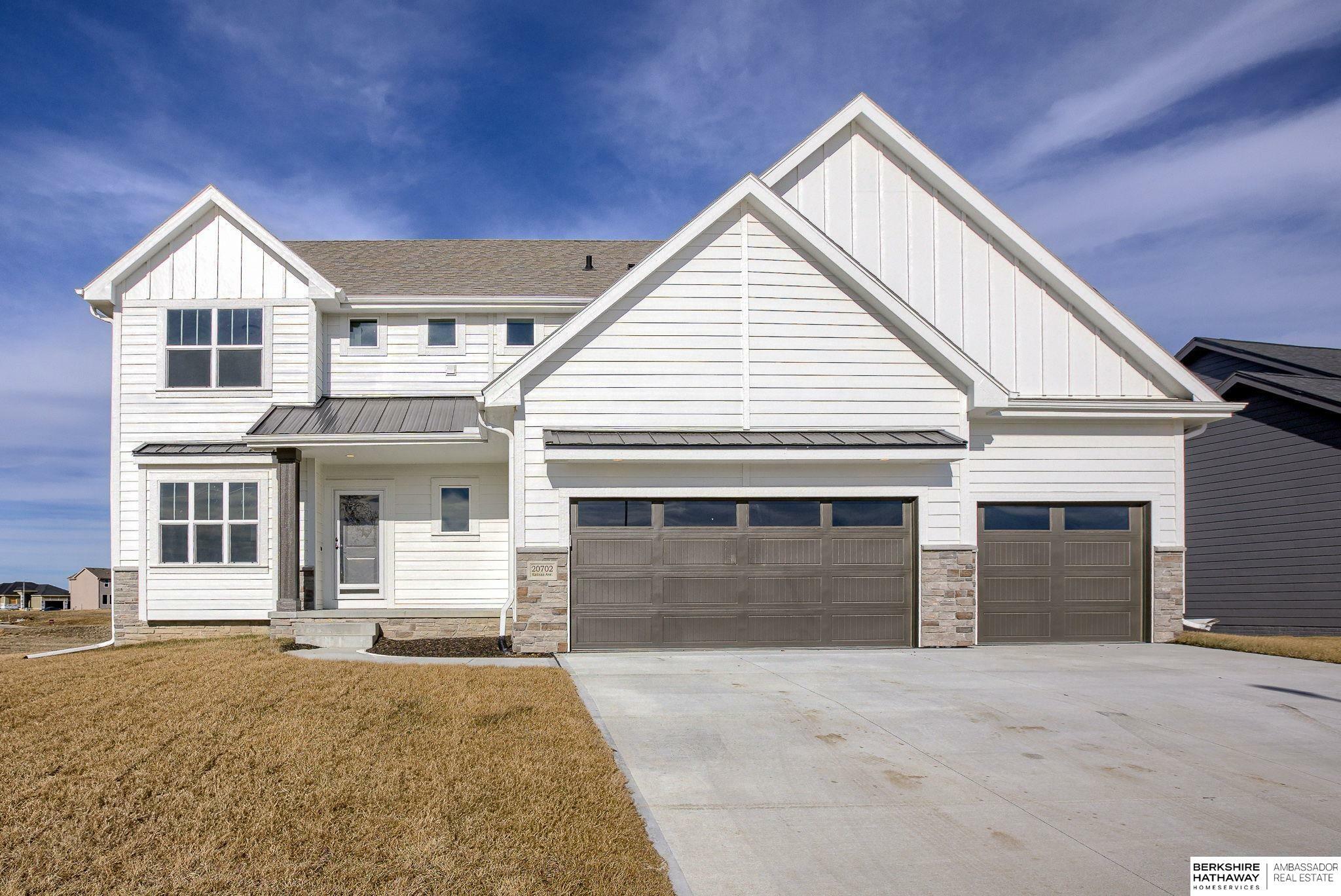 Property Photo: 20702 Kansas Avenue NE 68022