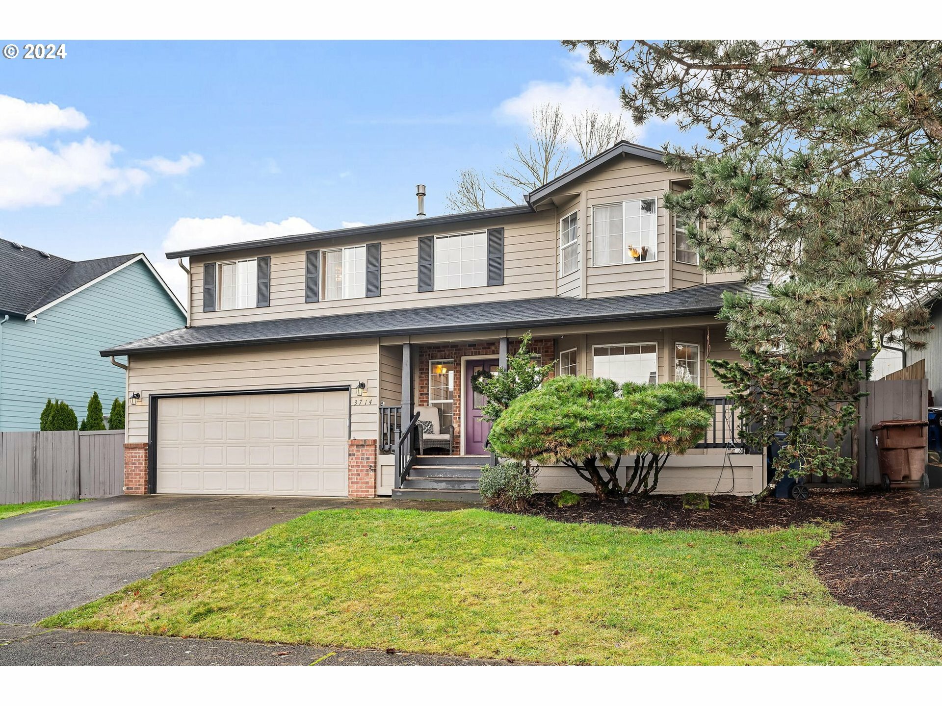 Property Photo:  3714 NW 30th Ave  WA 98607 