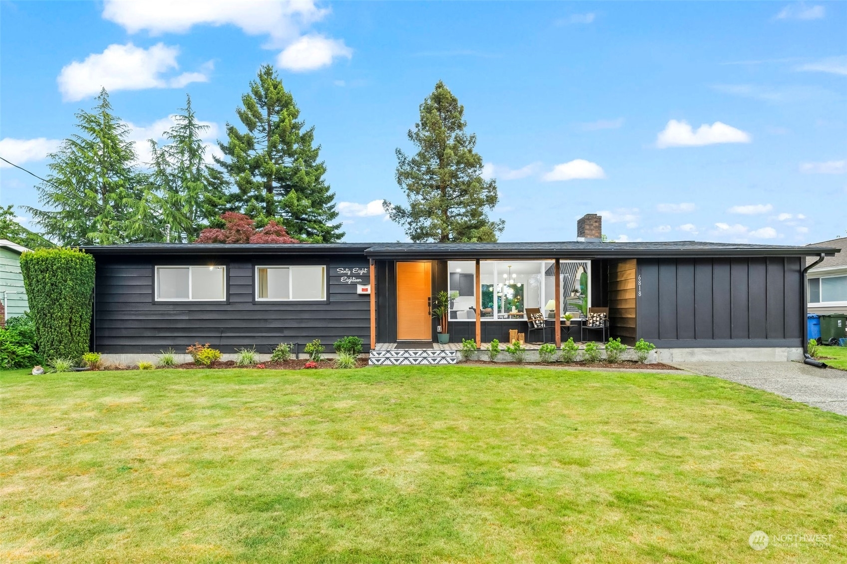 Property Photo:  6818 N 11th Street  WA 98406 