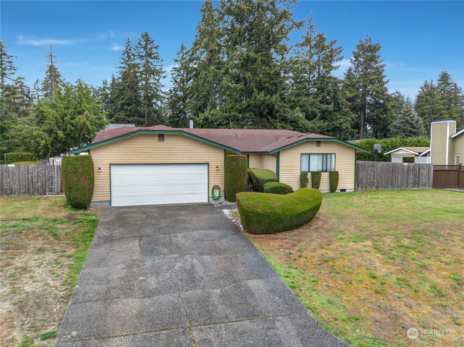 Property Photo:  1807  150th Street S  WA 98387 