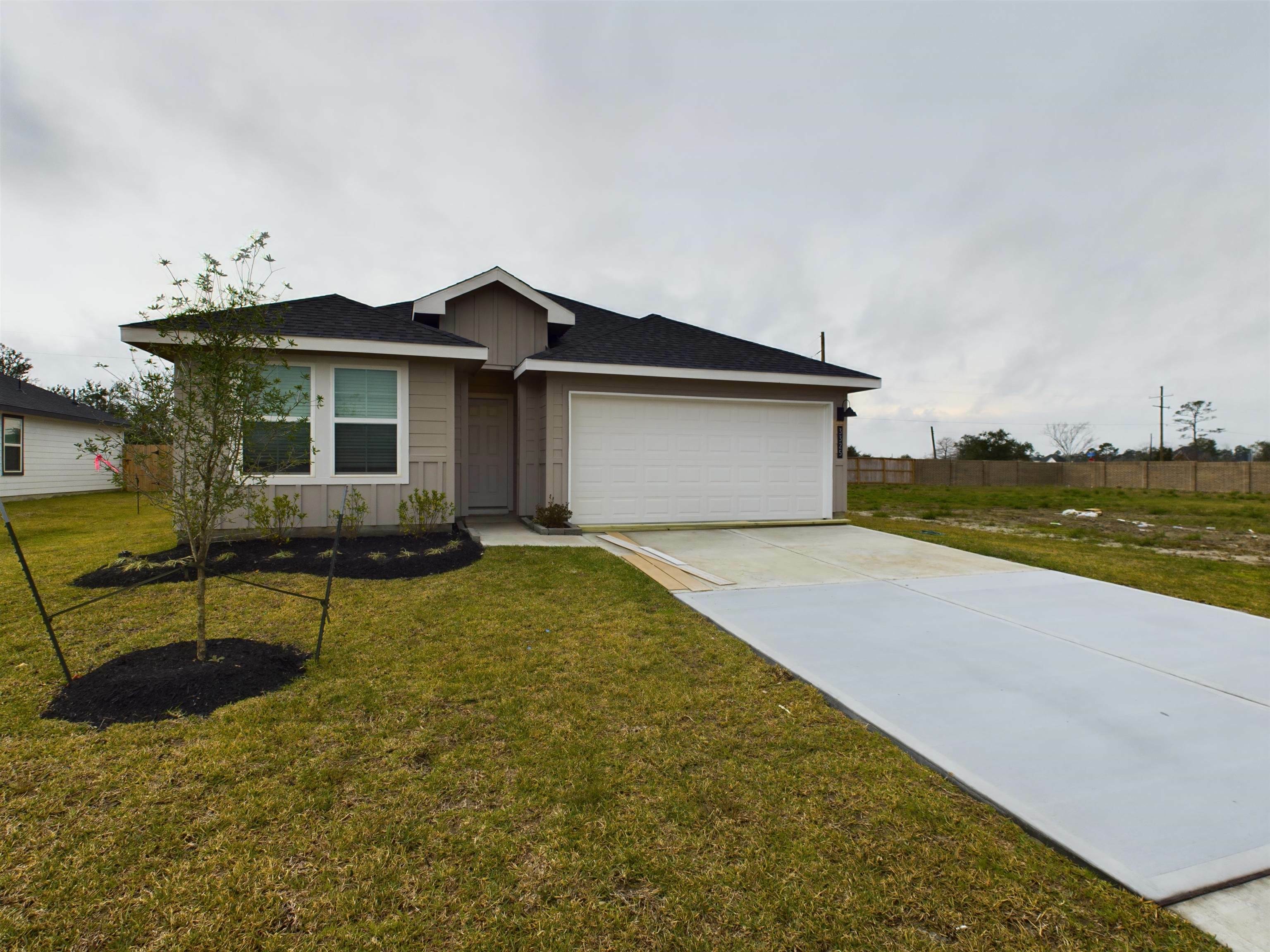 Property Photo:  3325 Mallard Lakes  TX 77632 