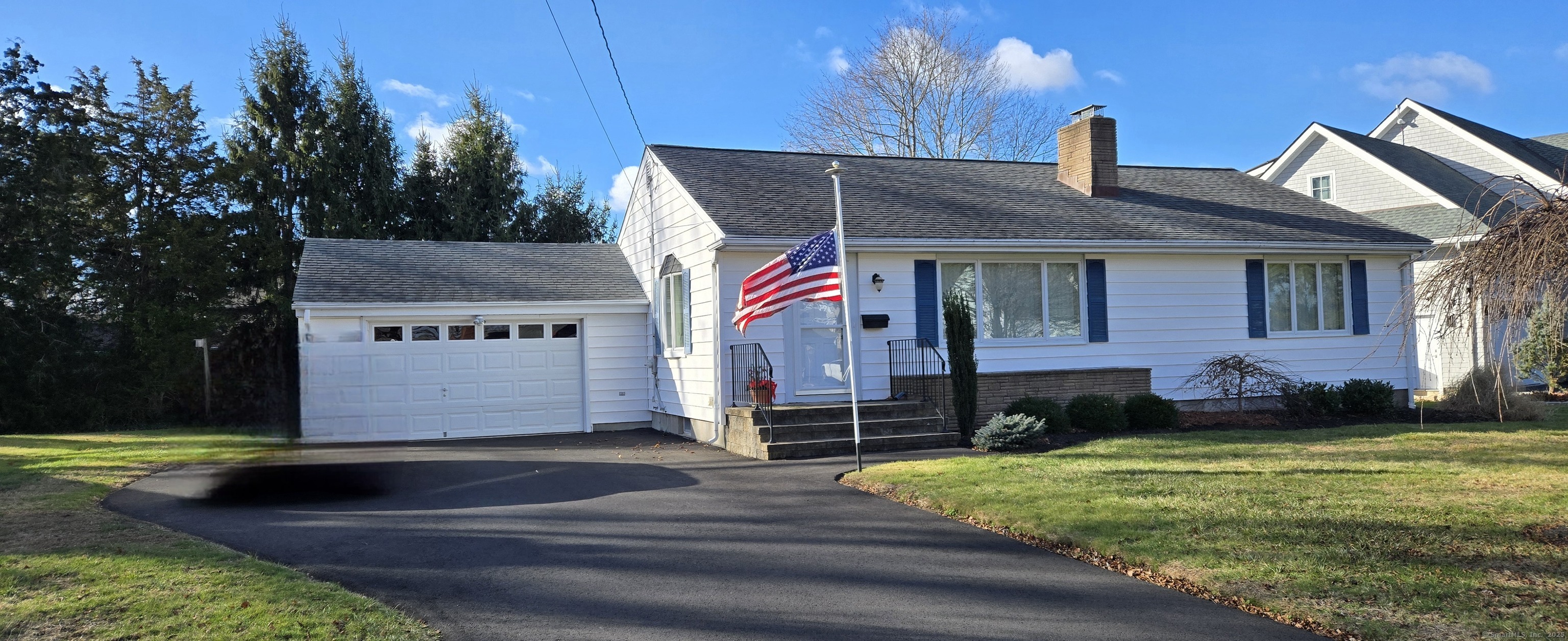 Property Photo: 22 Gulfview Court CT 06460