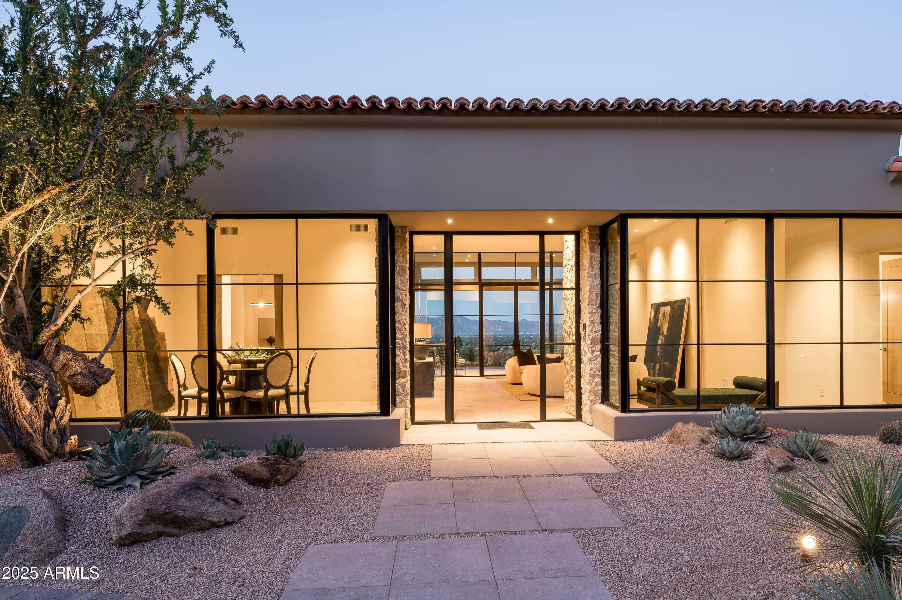 Property Photo: 5939 E Quartz Mountain Road AZ 85253