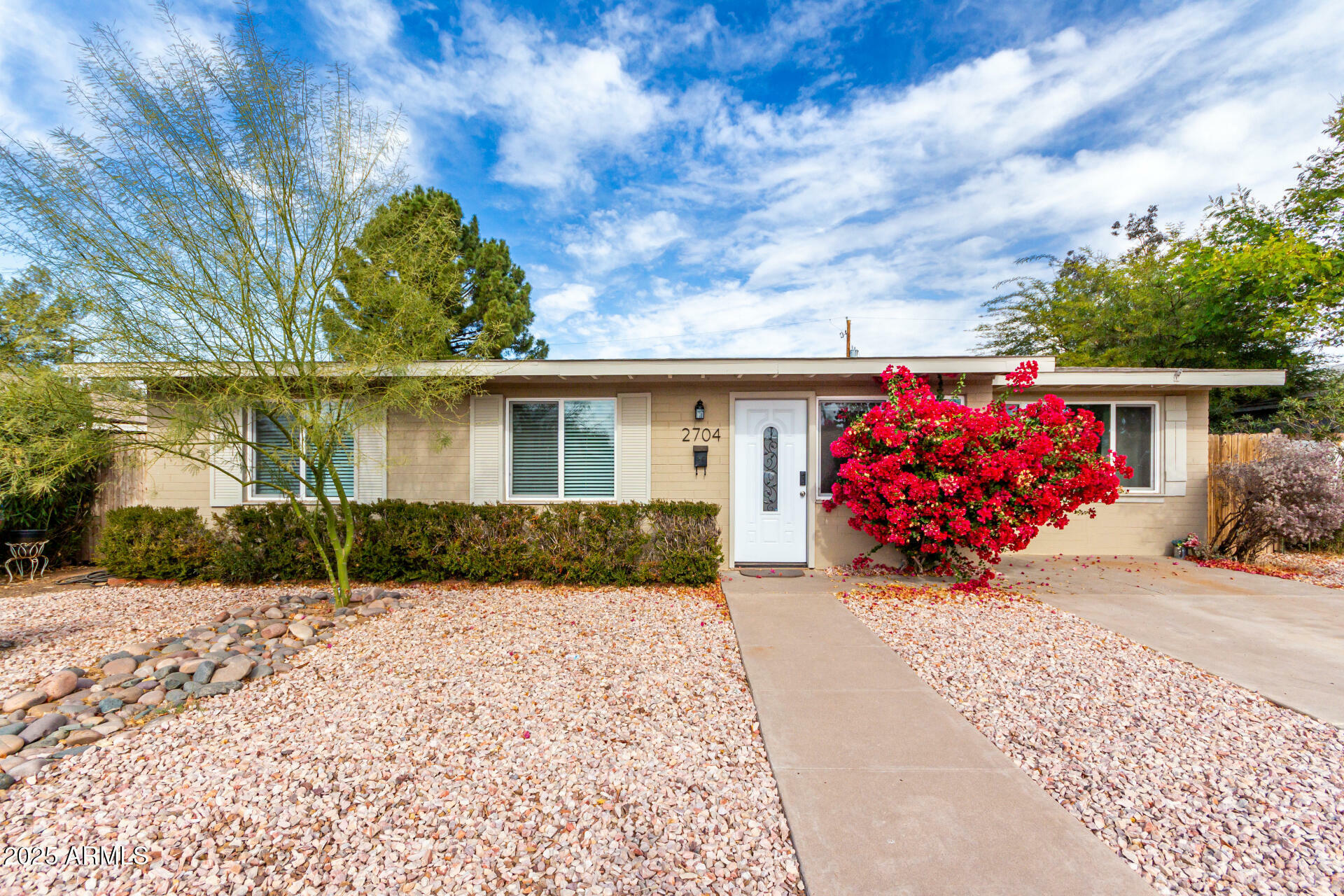 Property Photo:  2704 E Fairmount Avenue  AZ 85016 