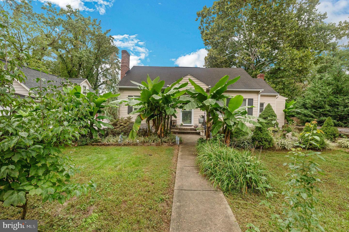Property Photo: 19314 Weaver Road VA 22172