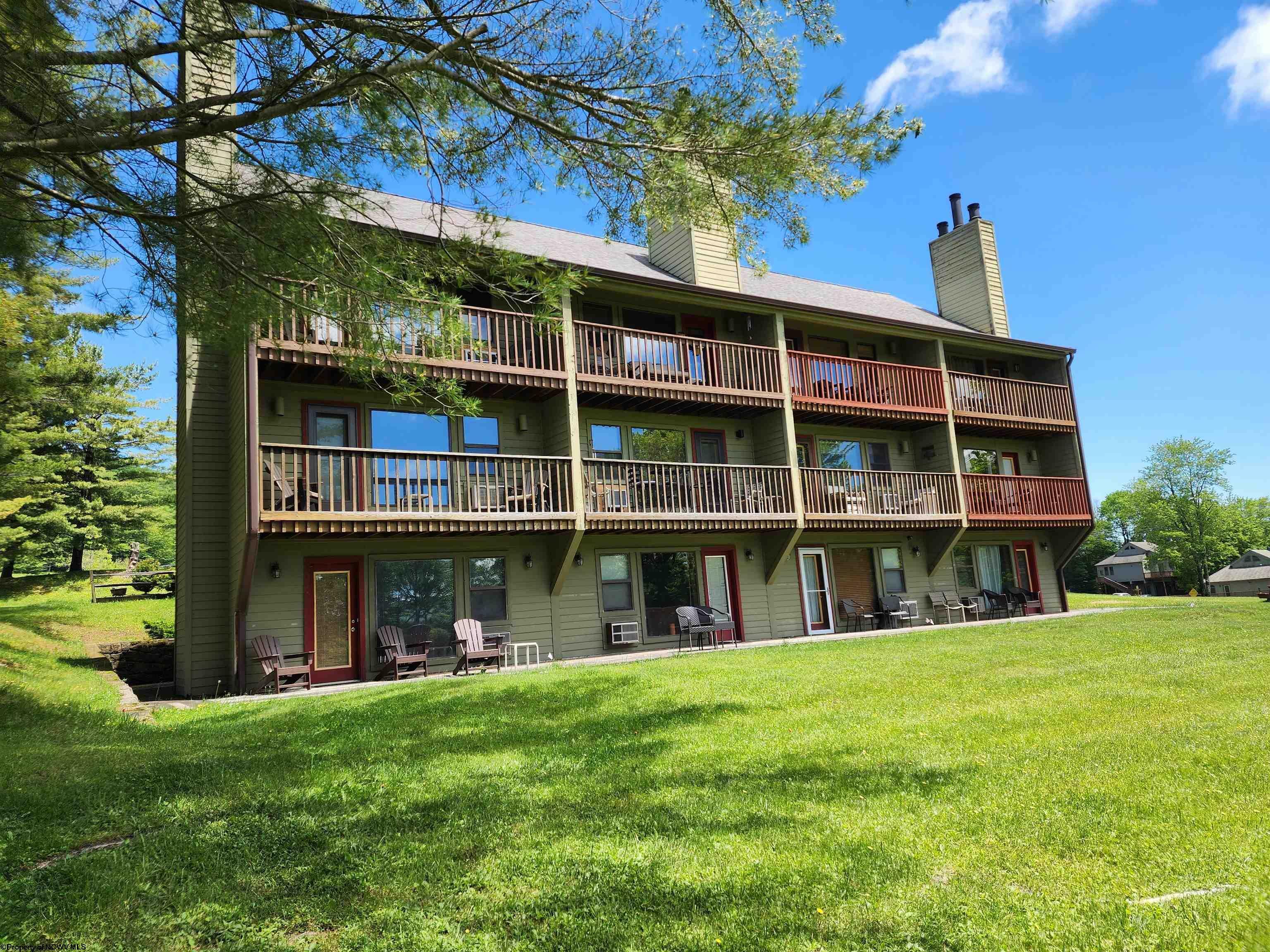 16-121 Grizzly Way Apt 121  Davis WV 26260 photo