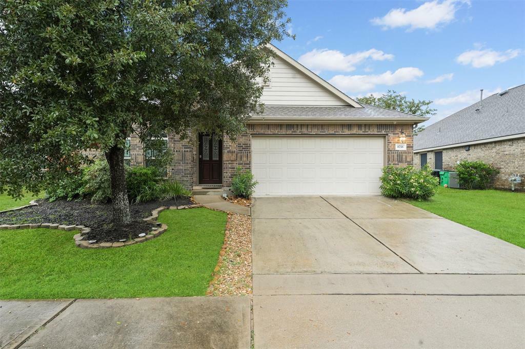 Property Photo:  8718 Sweet Pasture Drive  TX 77375 