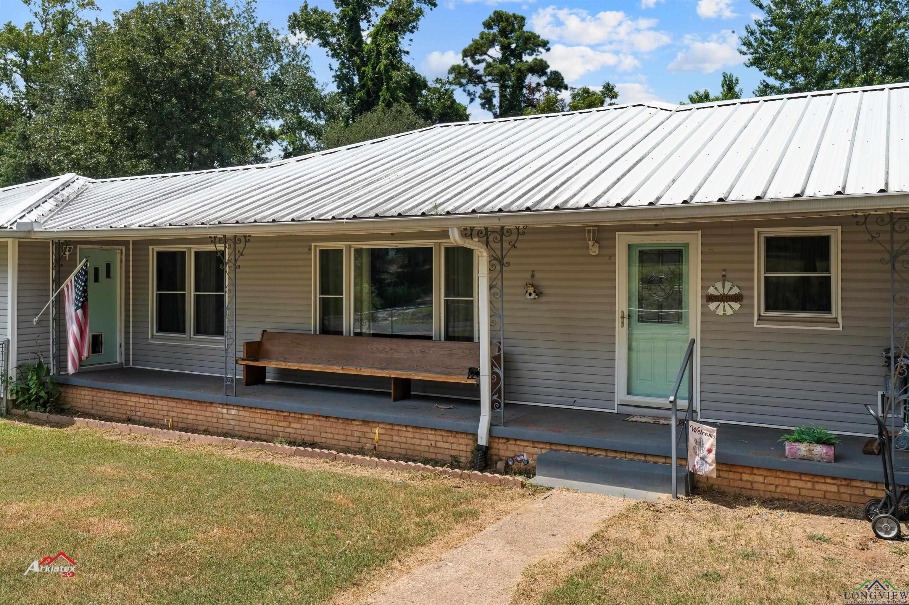 Property Photo:  11070 Main St New London  TX 75684 