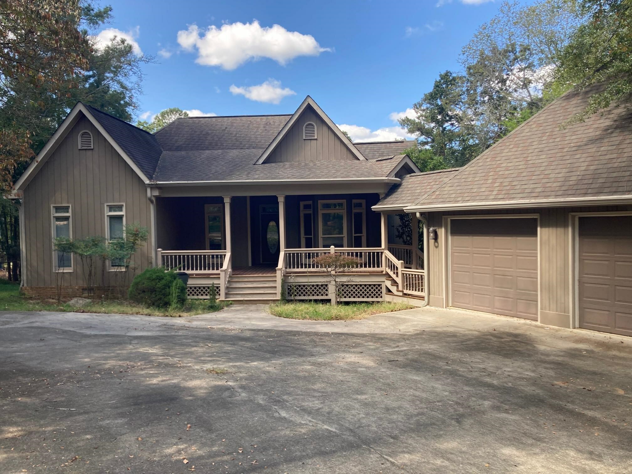 Property Photo:  1231 Bennett Springs Drive  GA 30642 