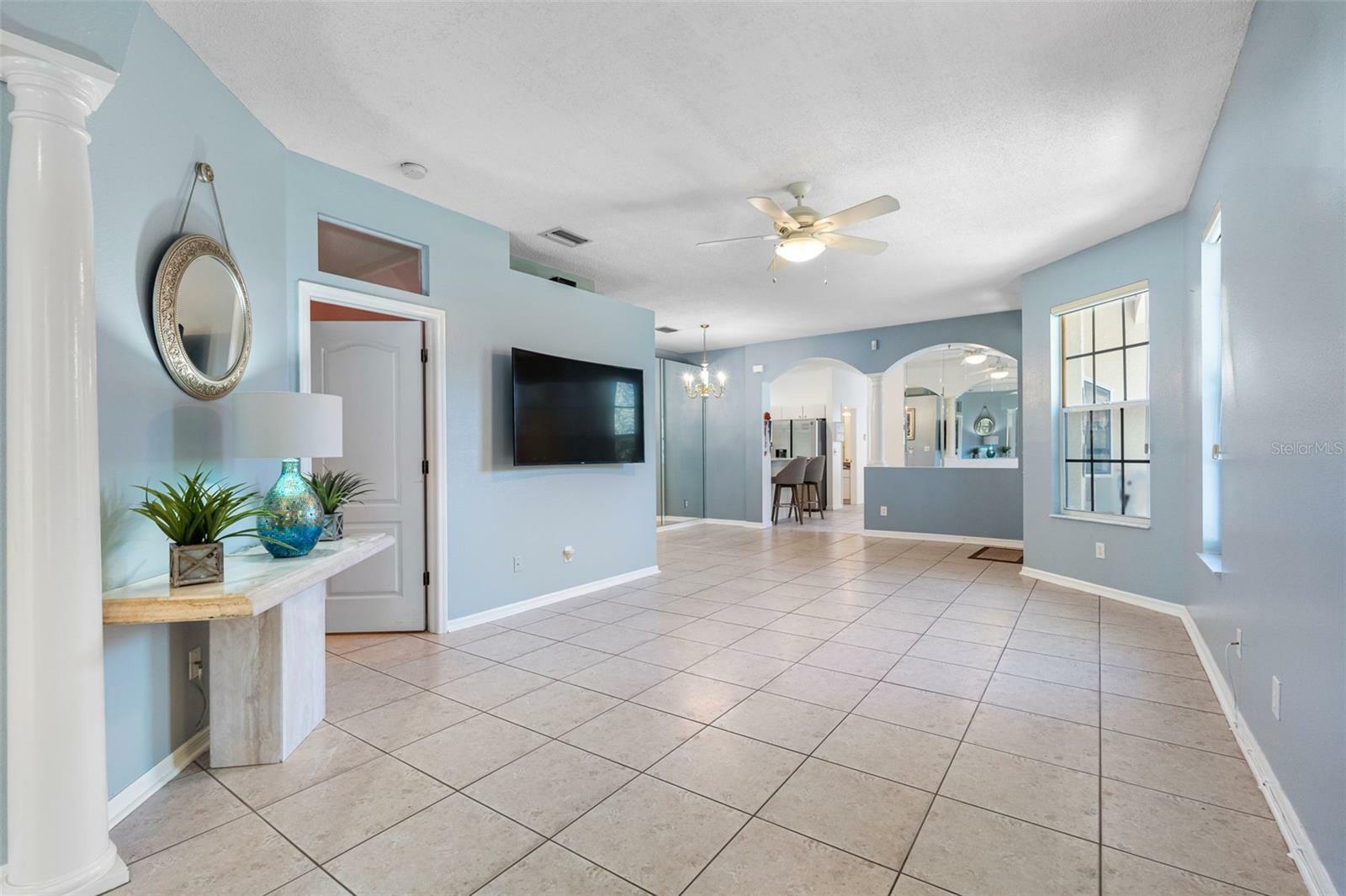 Property Photo: 3203 Audubon Court FL 34688