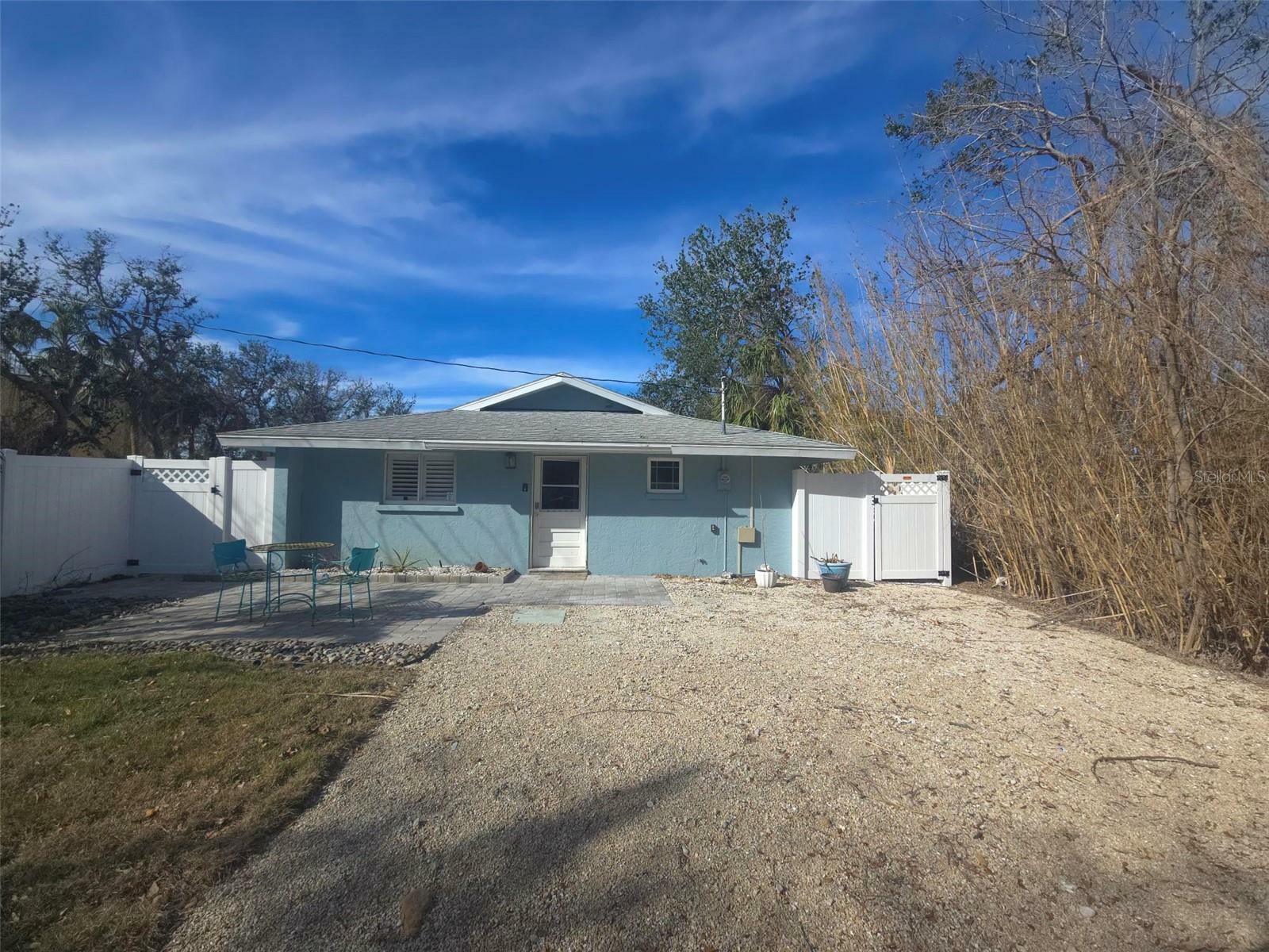 Property Photo:  8446 Midnight Pass Road  FL 34242 