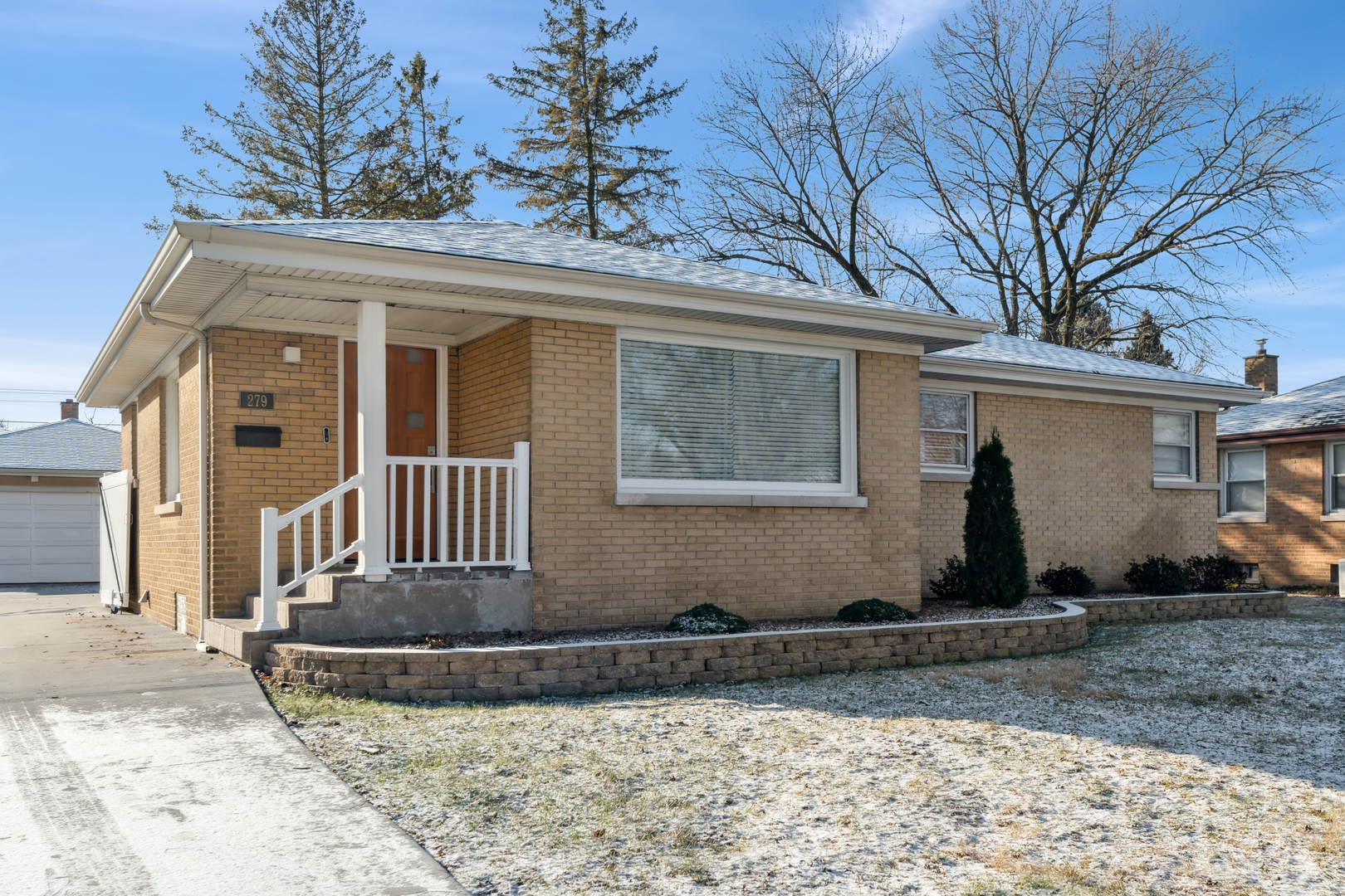 Property Photo:  279 E 170th Street  IL 60473 