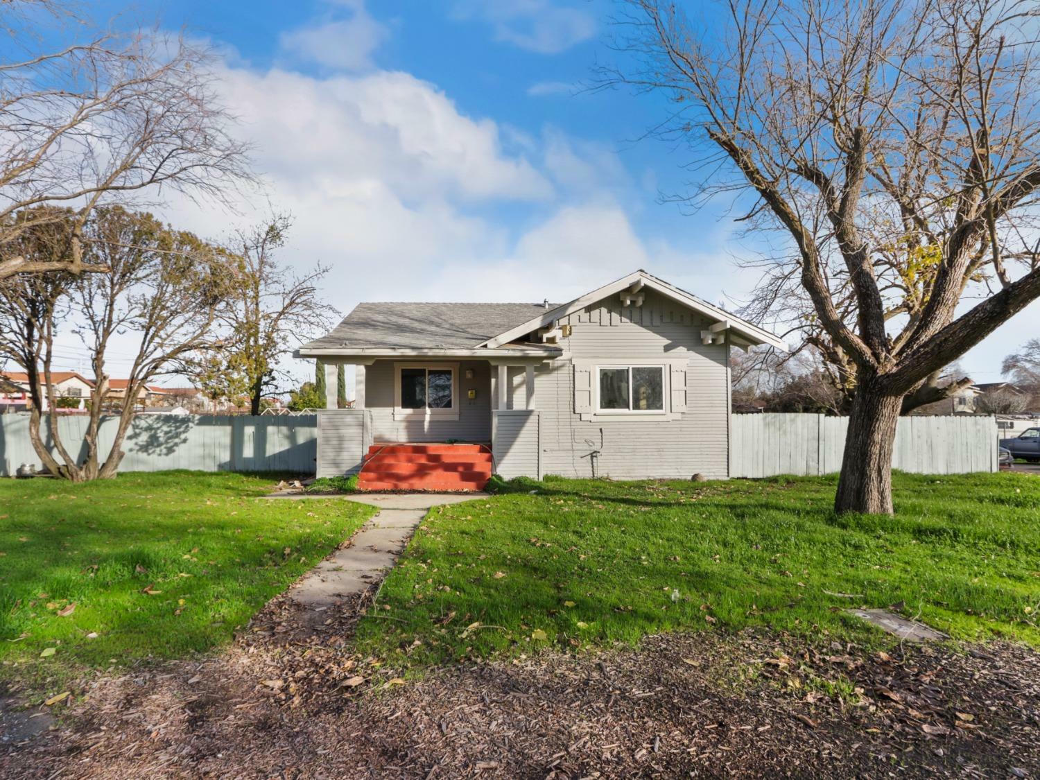 Property Photo:  7041 Carnation Avenue  CA 95822 