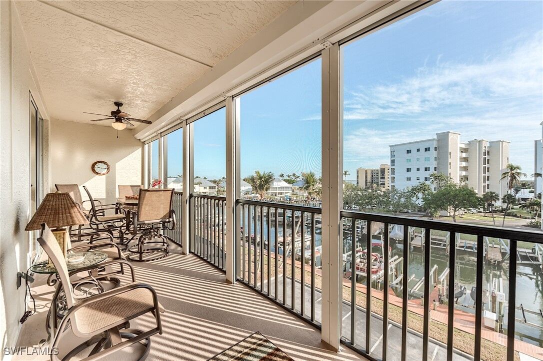 Property Photo:  4431 Bay Beach Lane 532  FL 33931 