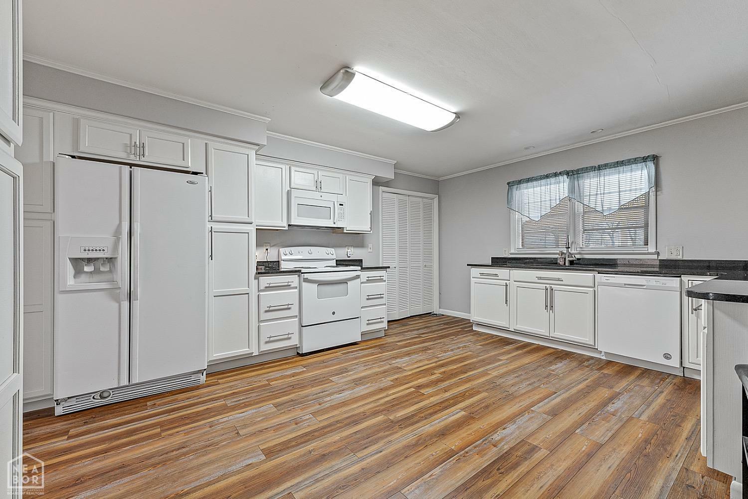 Property Photo:  400 2nd Street  AR 72426 