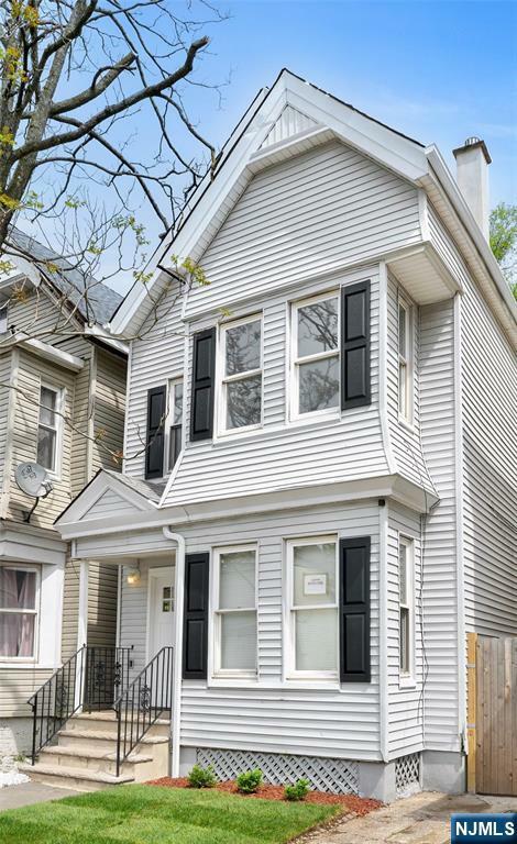 Property Photo:  142 Steuben Street  NJ 07018 