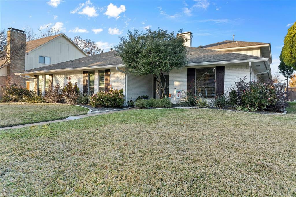 Property Photo:  1805 Tulane Drive  TX 75081 