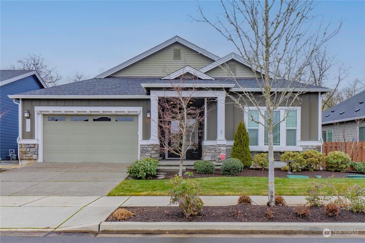 Property Photo:  3421  Arrowroot Street SE  WA 98513 