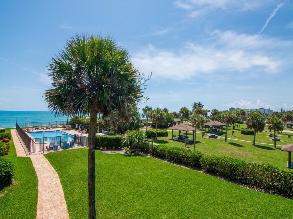Property Photo: 4400 Highway A1a 11 FL 32963