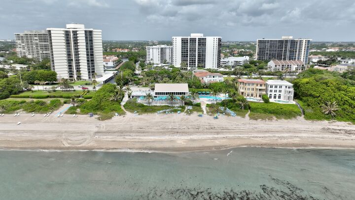 Property Photo: 4748 S Ocean Boulevard 802 FL 33487